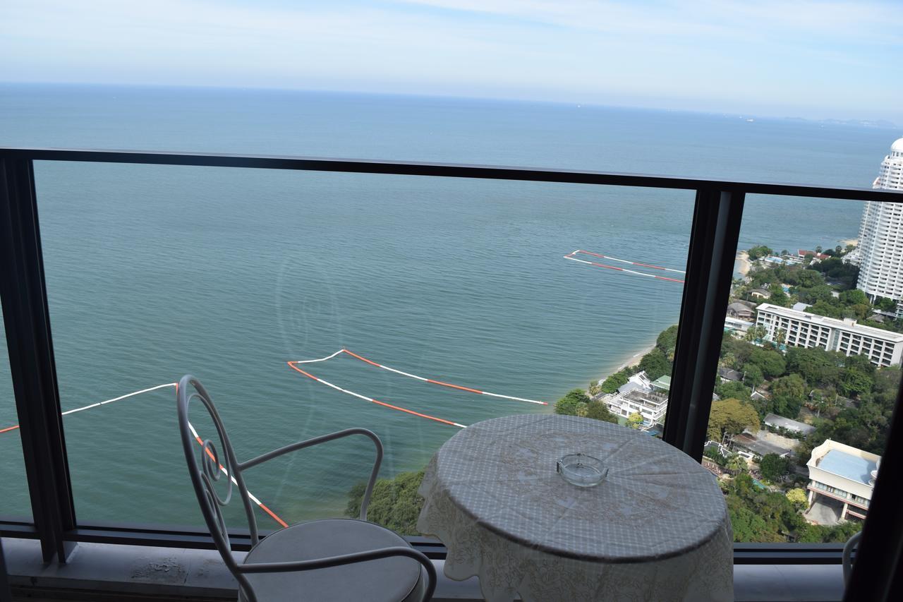 Sea View Apartment In باتايا المظهر الخارجي الصورة